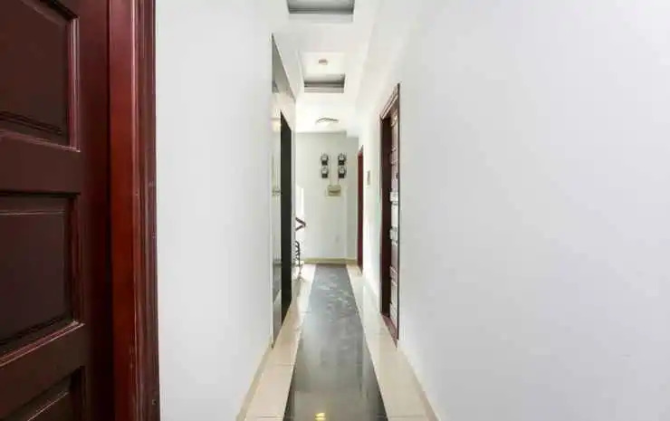 Oyo 253 J2 Travellers Inn