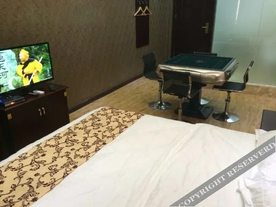 7tiandi Business Hotel (Zhengzhou Dianzi Xinxi Zhiye Jishu Xueyuan Zhongmu Station)