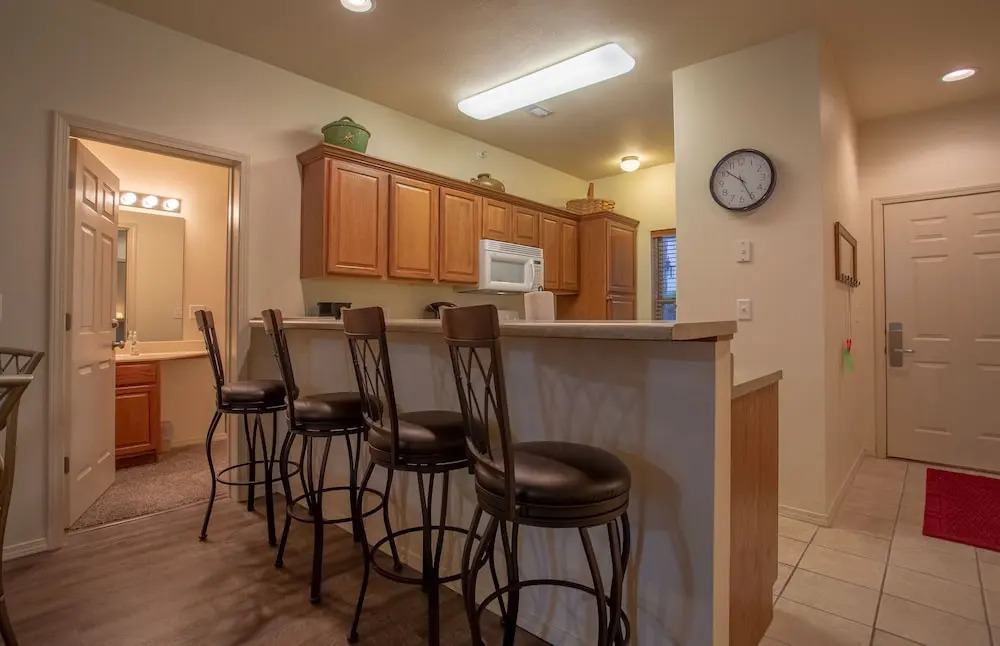Sunrise Chateau 3 Bedrooms 3 Bathrooms Condo