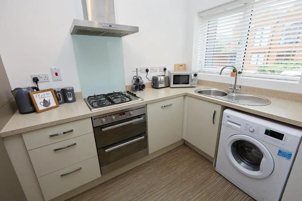 Royal Derby Hospital 2 Bed Town House