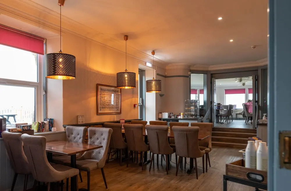 GOLF View Hotel & Macintosh Restaurant