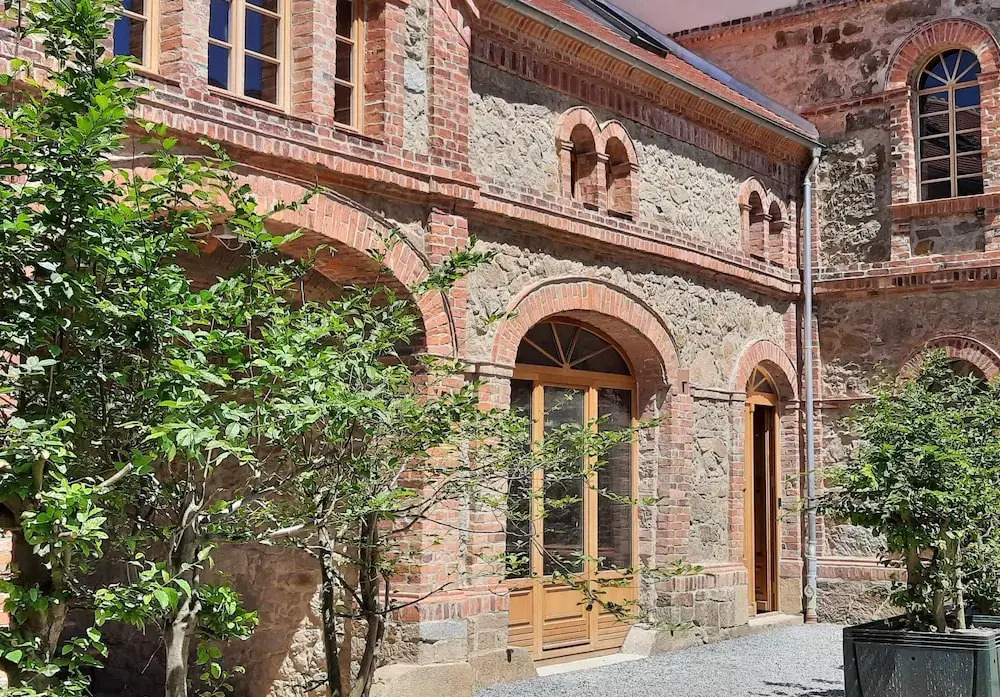 HexenburgbeiDresden Maisonette über 2 Etagen mit 4 Schlafzimmern, Kamin, Terrasse und Faßsauna, Nähe Sächsische Schweiz
