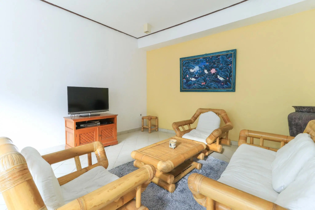 Yuli Bungalows