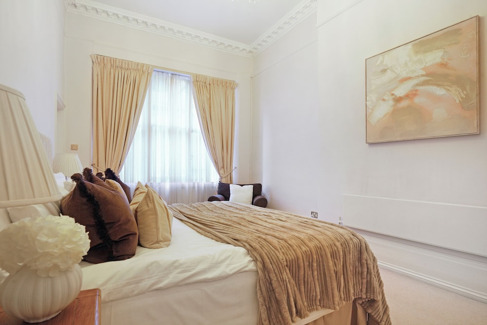 Hertford Flat 3
