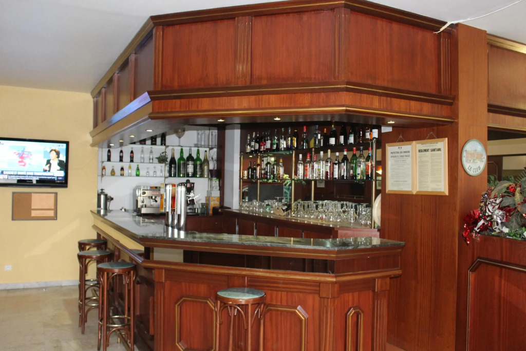 Euro Hotel Sovereign Paris Saint-Denis