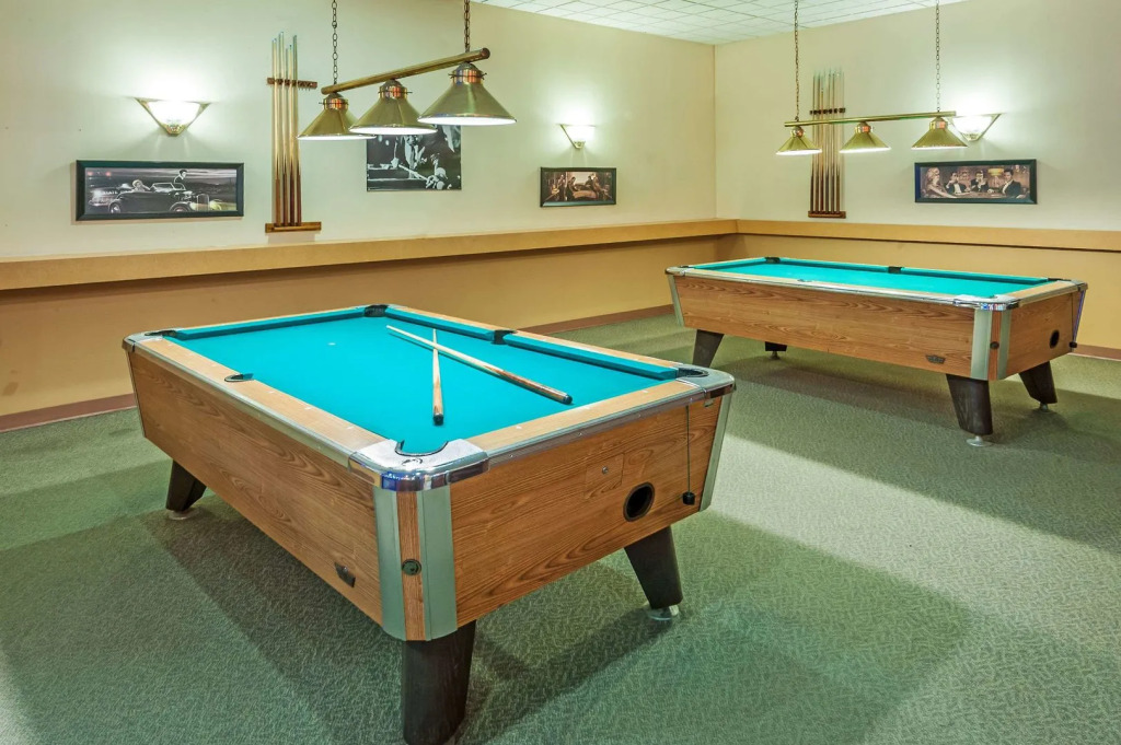 Bedfort Inn & Suites
