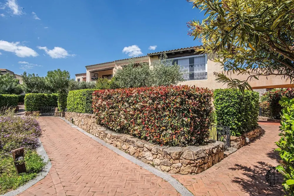 Il Borgo 20 D4 700m From The Beach
