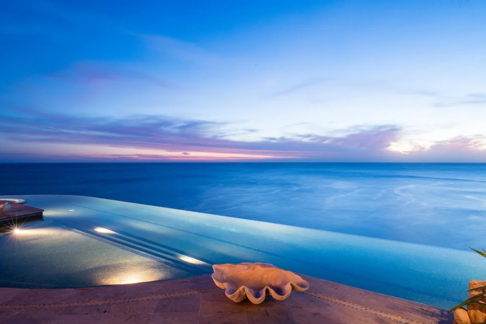 Sophisticated Cliffside Platinum Villa Turquesa 9BR Overlooking the Pacific