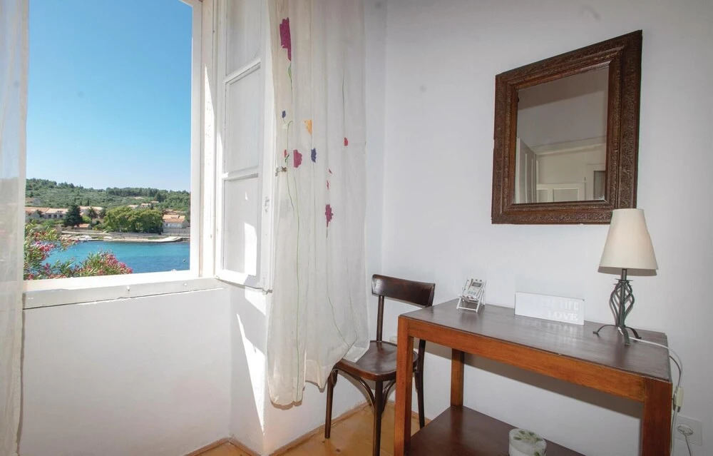 Beautiful Home in Lumbarda With Wifi and 4 Bedrooms