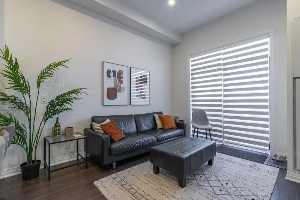 Premium 1 Bed w Rental Car Netflix Amazon