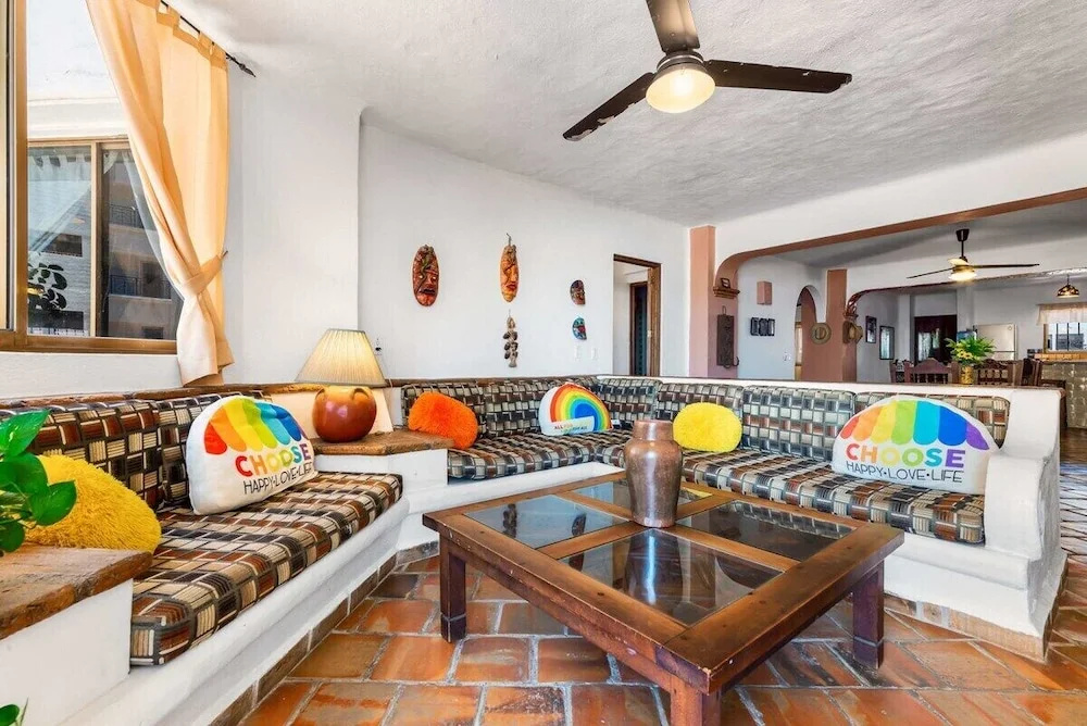 Ocean View 2Br Condo-balcony-beach-pool - 304