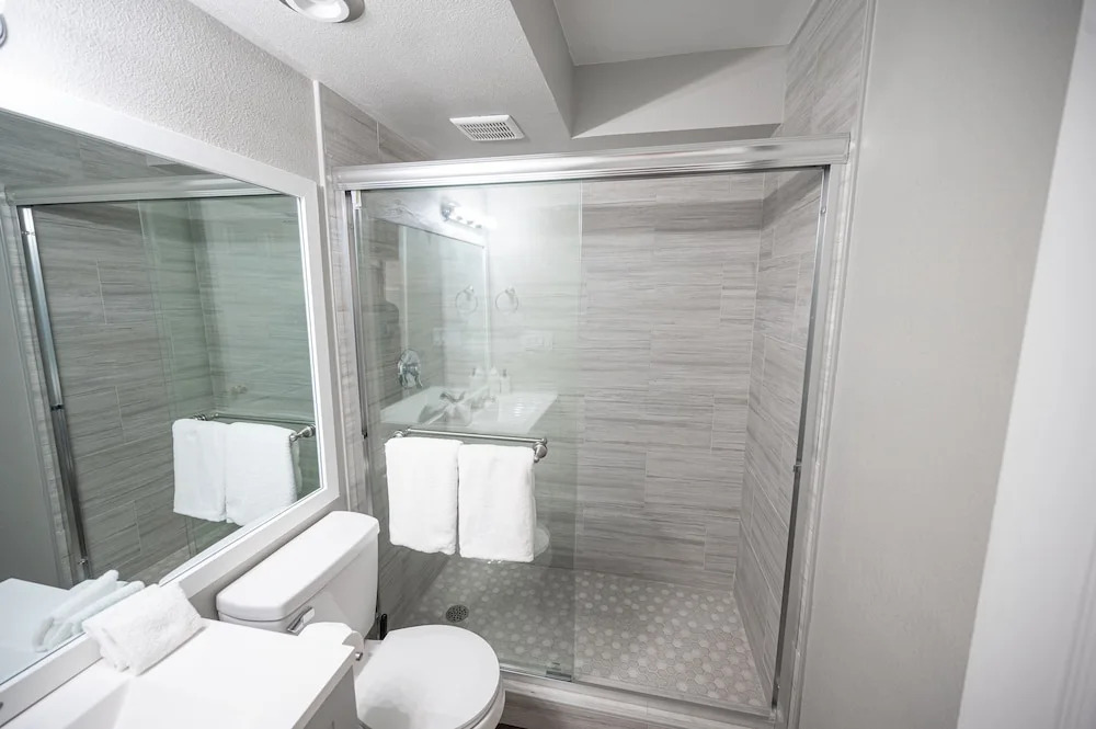 Stay Together on The Strip - 3 Bed Condo