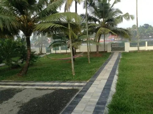 Pamba Inn - A Wandertrails Stay