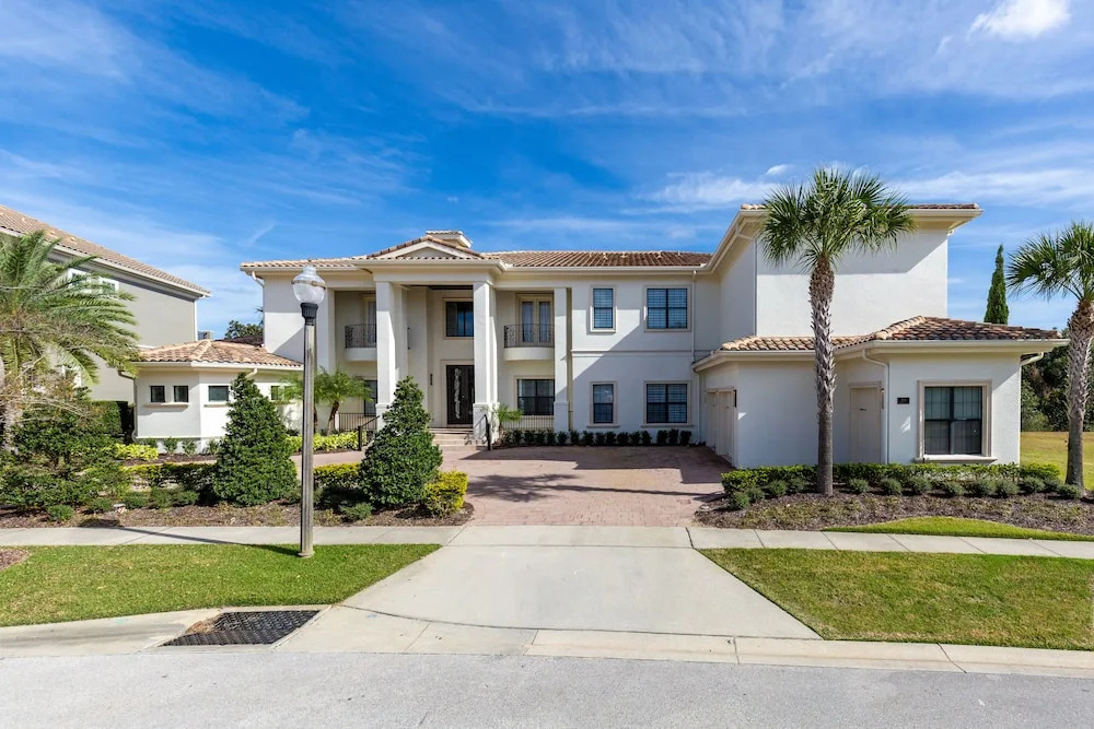 Villatel Luxury Homes at Reunion Resort