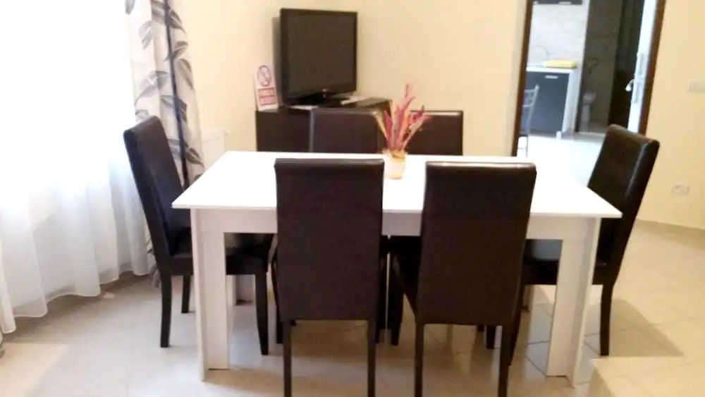 House With 3 Bedrooms in Scele, With Furnished Terrace and Wifi