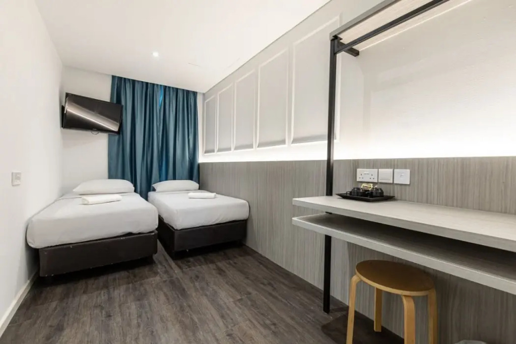 Philip Hotel