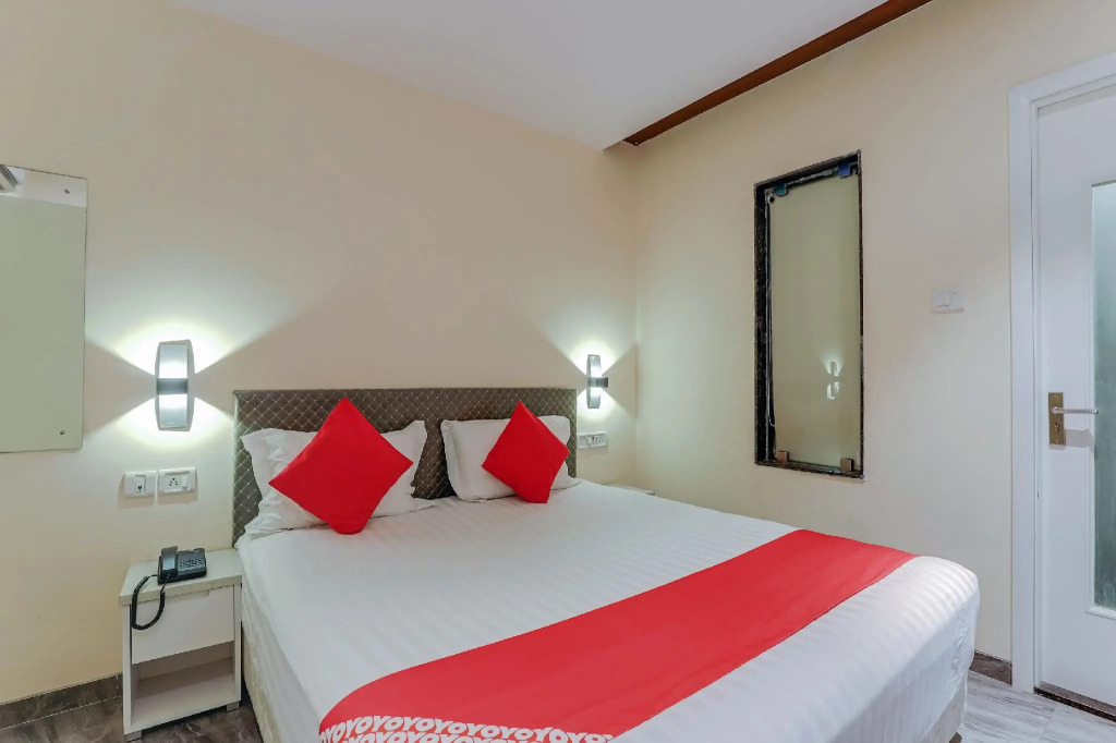 OYO 77440 Shoppers Spot Resorts