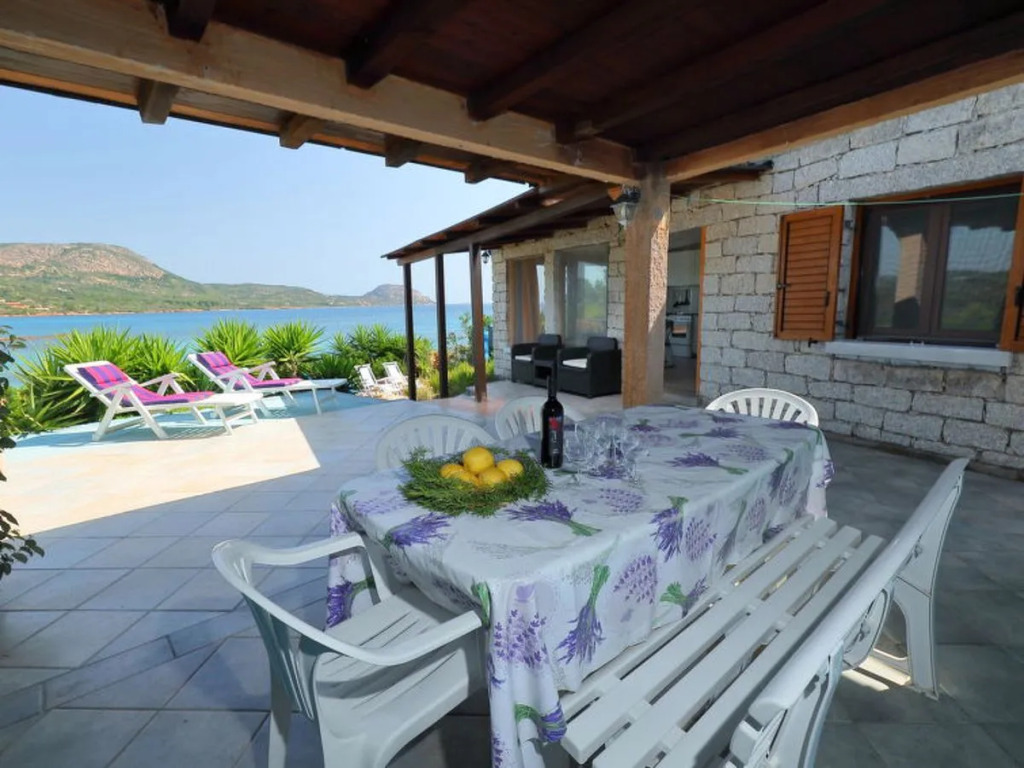 House Tritone Porto Istana