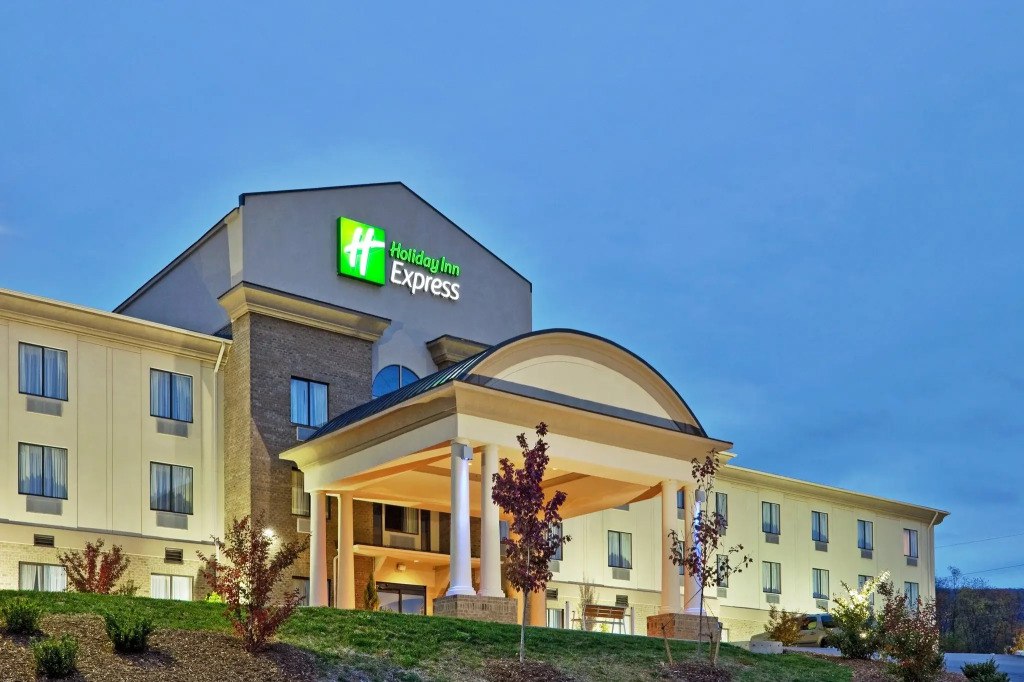 Holiday Inn Express Troutville-Roanoke North by IHG