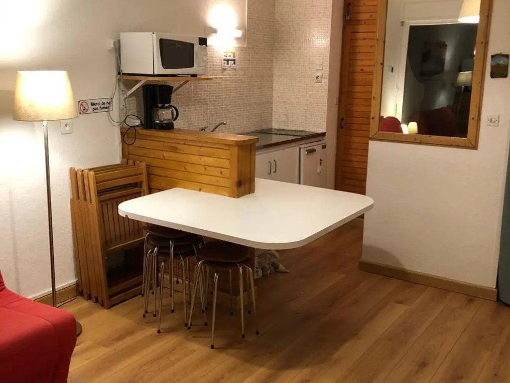 Appartement Arette, 2 pièces, 6 personnes - FR-1-602-30