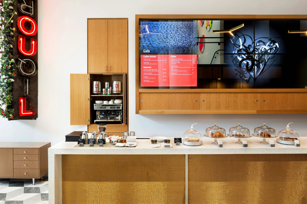 Le Meridien Columbus, The Joseph