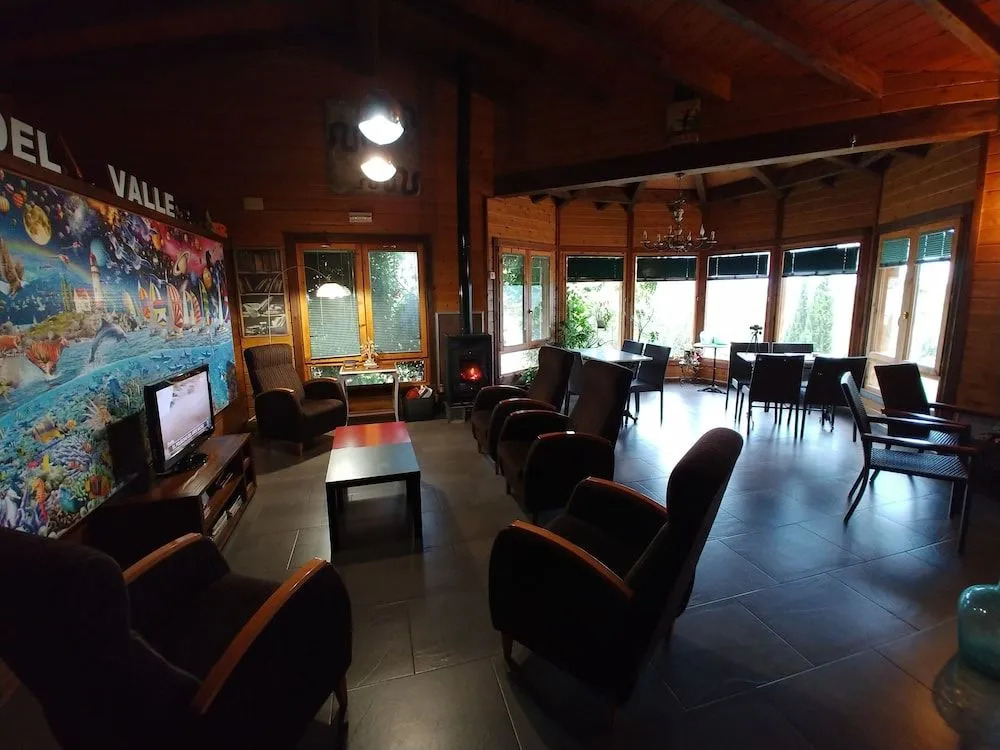 Casa del Valle, Lodges