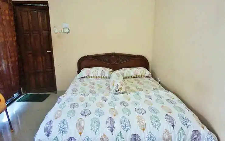 Comfort Room near Stasiun Lempuyangan at Wisma Bu Yanti 1