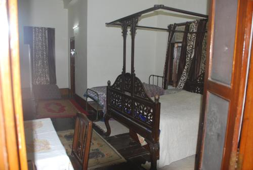 Hilltop Lodge