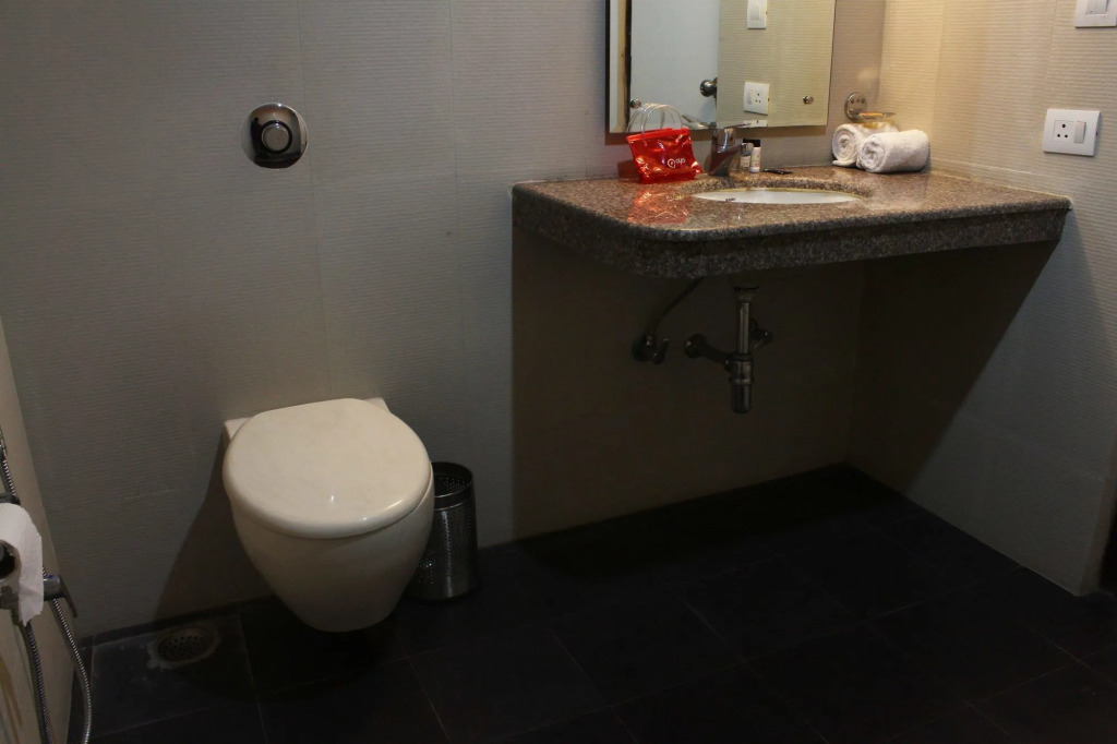 OYO 2457 Hotel Zambala