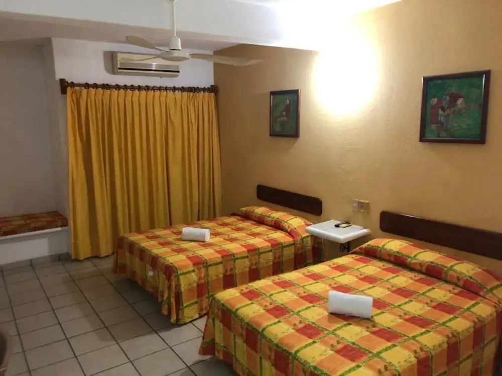 Hotel Maro