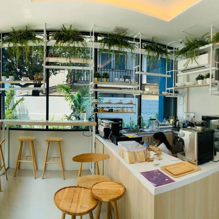 J & L Residence and Spa