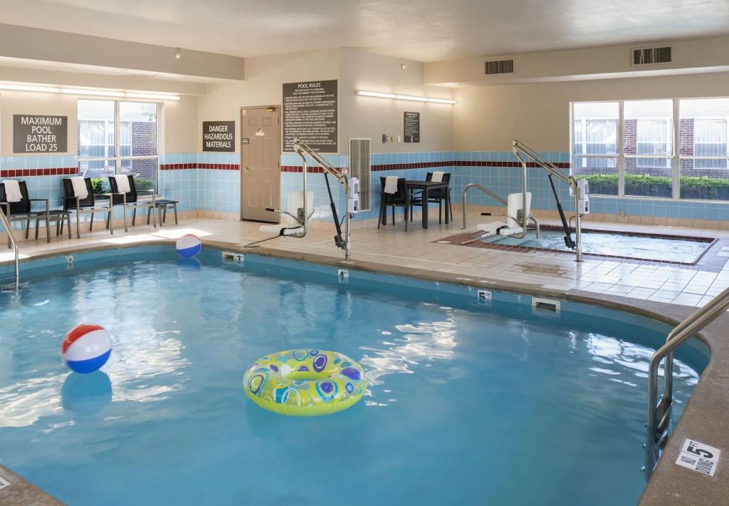 Fairfield Inn & Suites Indianapolis Airport