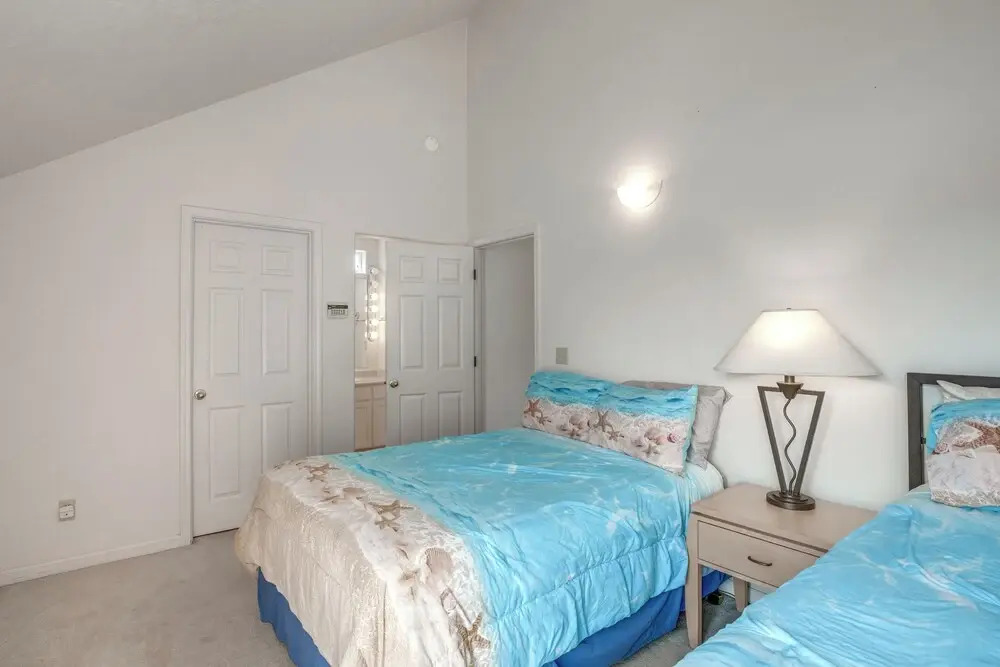 Relaxing Lincoln City Coastal Escape Near Beach!