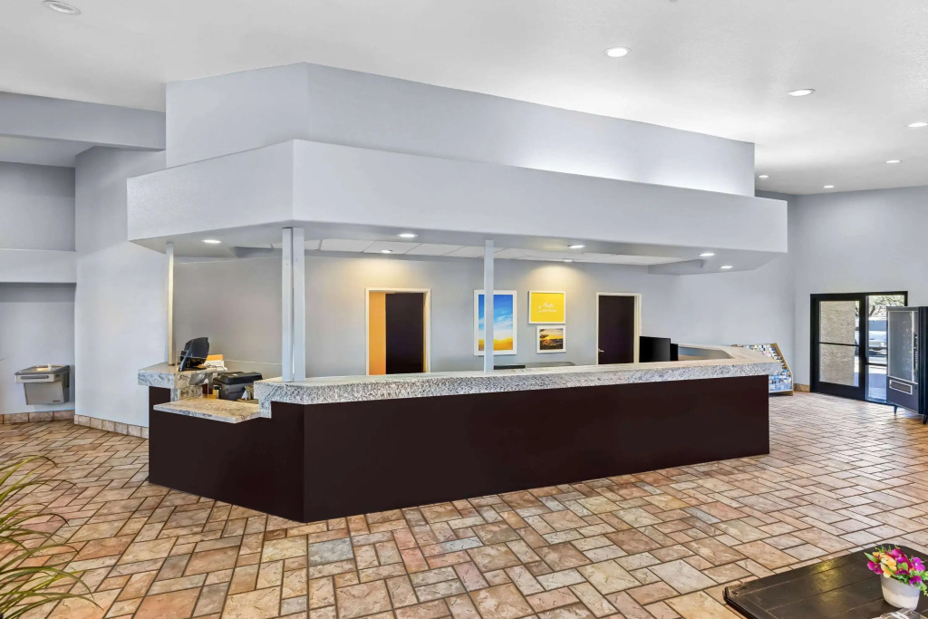 Days Inn by Wyndham Buckeye