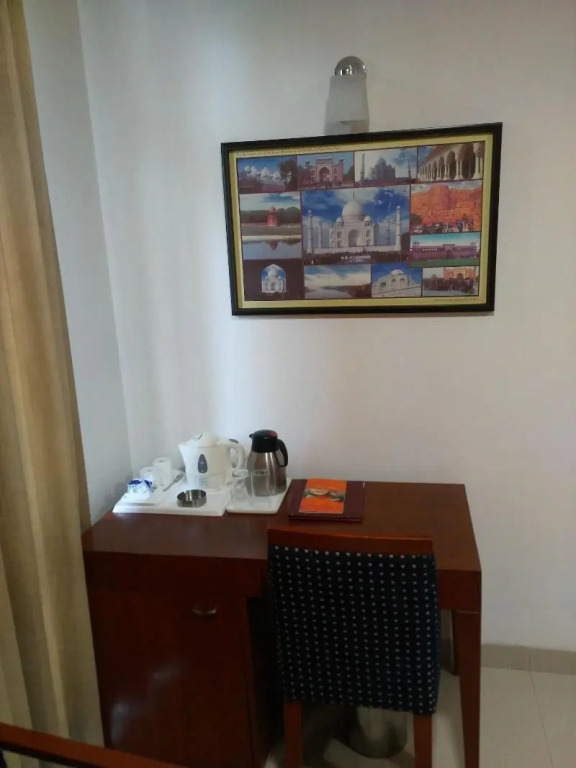 Divine Inn Hotel