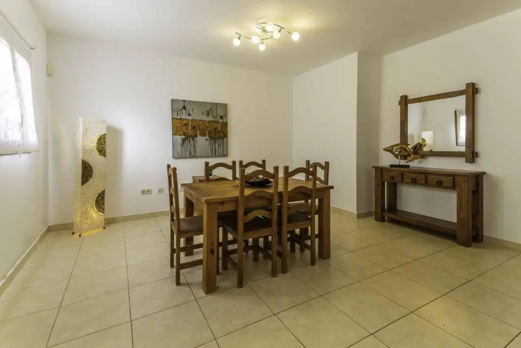 Villa Azure - LH122 By Villas Now Ltd