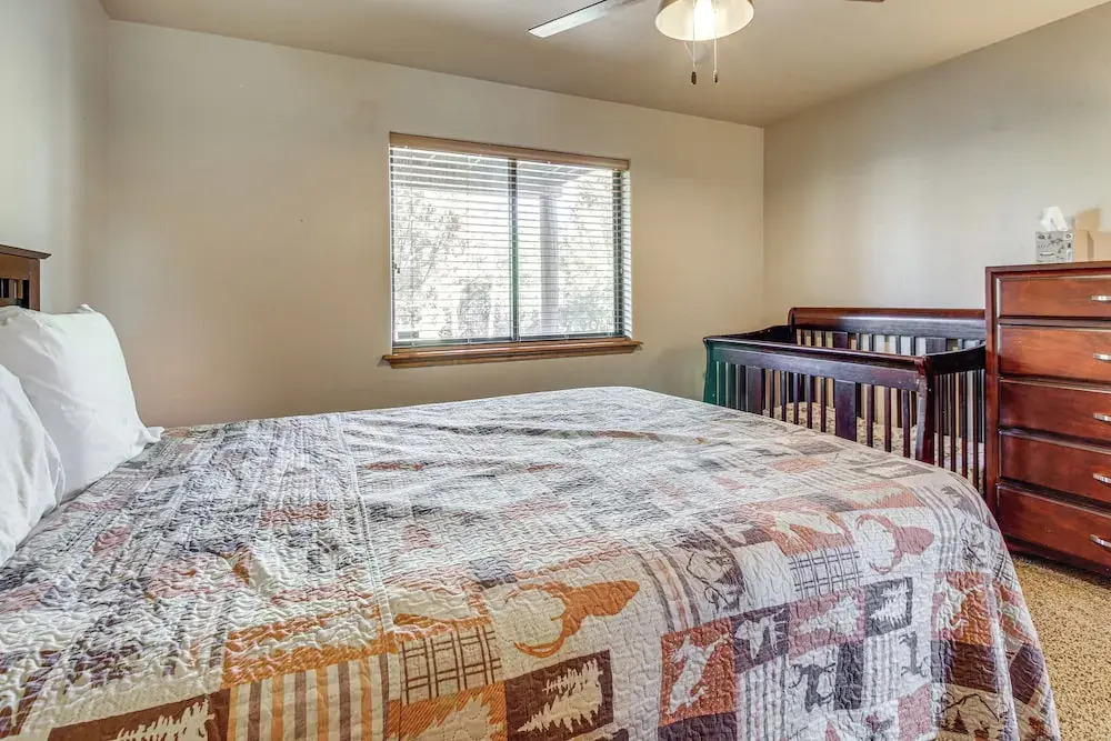 Close to Golf & Hiking: Show Low Family Cabin