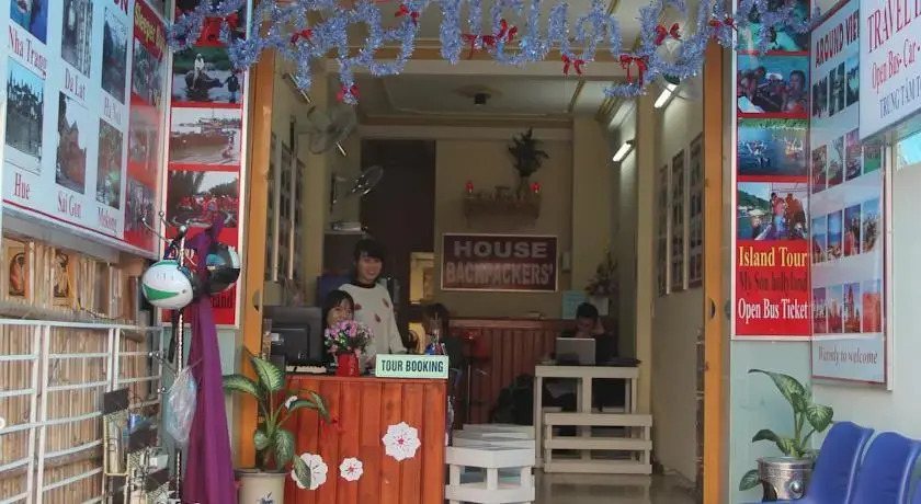 House Backpackers