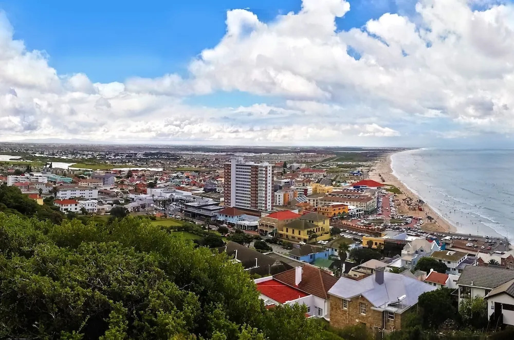 Bluebird Penthouse Muizenberg Beachfront