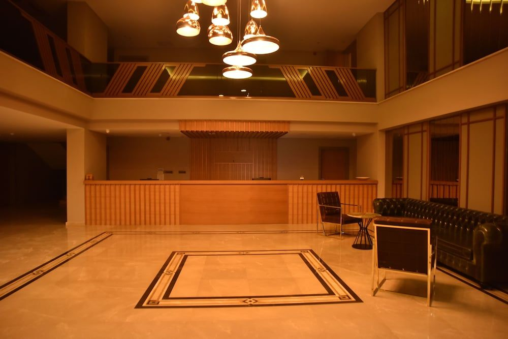 Ereza Otel