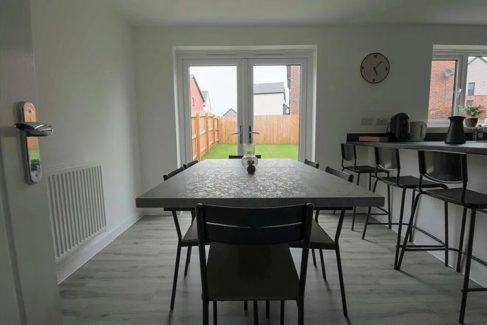 The Haven Modern 4-bed Home With Garden