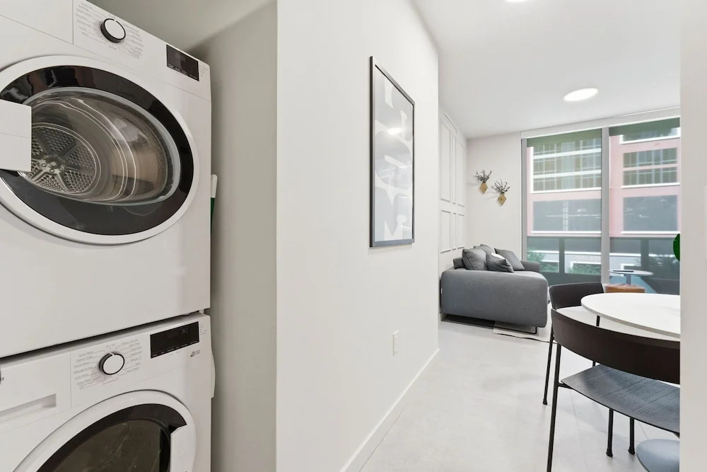 Stylish Miami Stay for 5 Guests