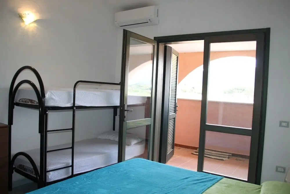 Feng Shui Pool House 28