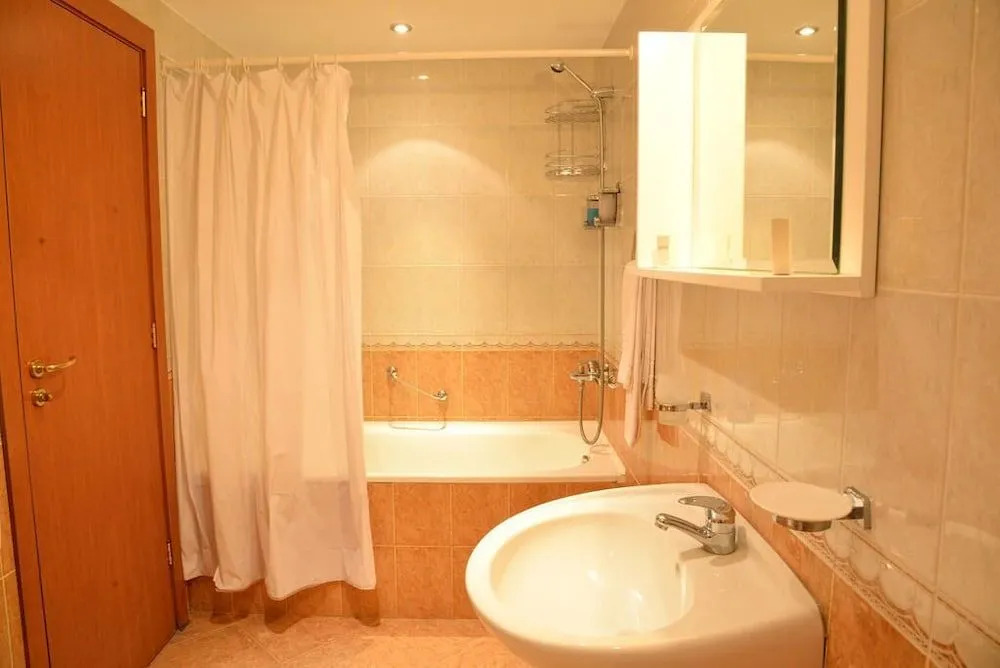 Glicinia Hotel