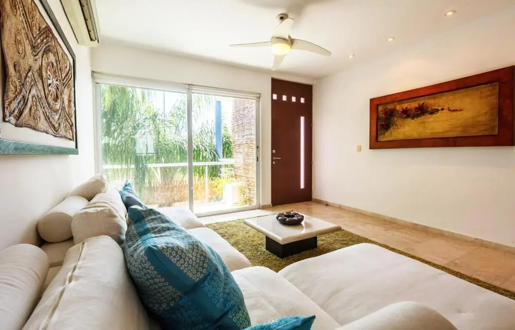 Canoeing Penthouse 3B at Downtown Playa del Carmen