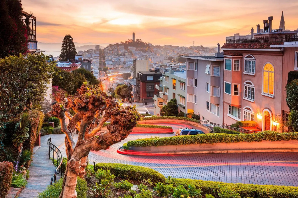Sutro Heights 3 Bedroom Apartment, Sleeps 6