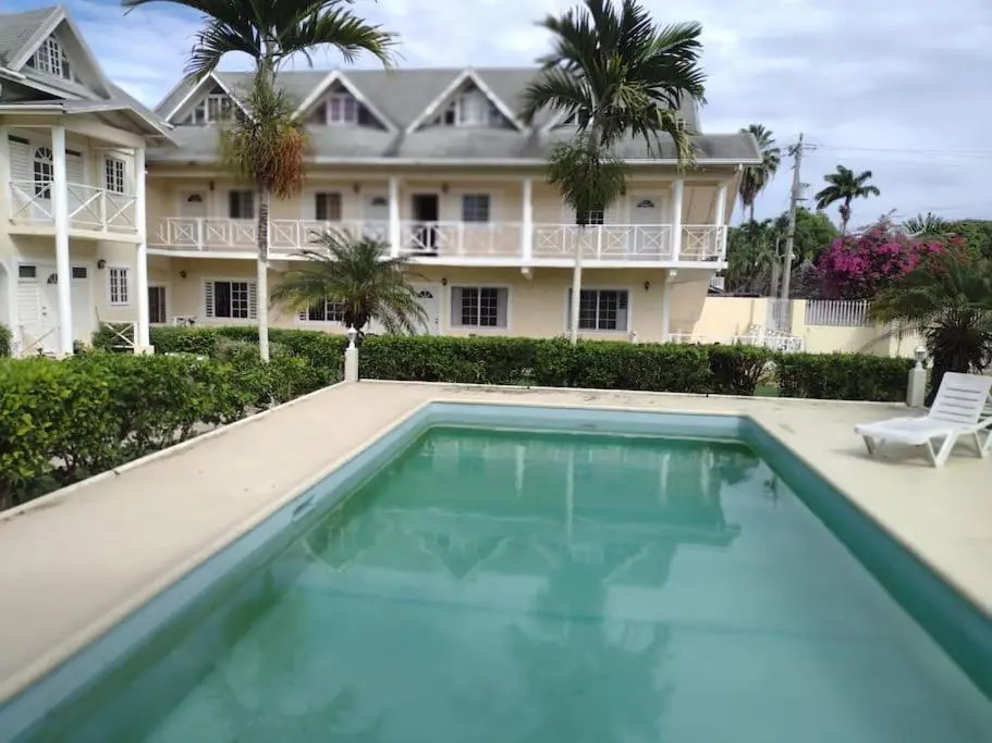 Club Caribbean Apartments
