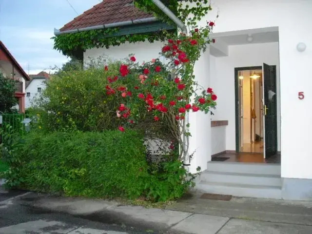 Booking Apartments