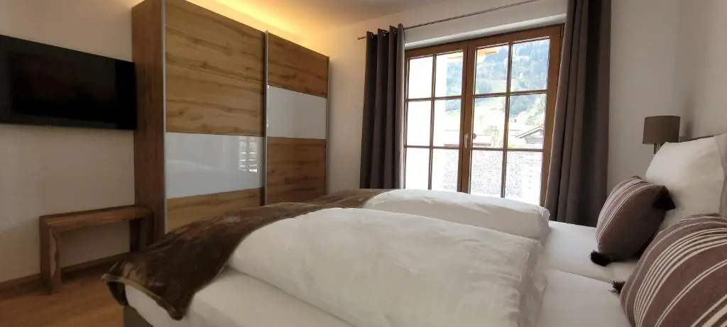 Hochalmbahnen Chalets 20W3, Alpenflieder, nahe Gondel, Hunde willkommen