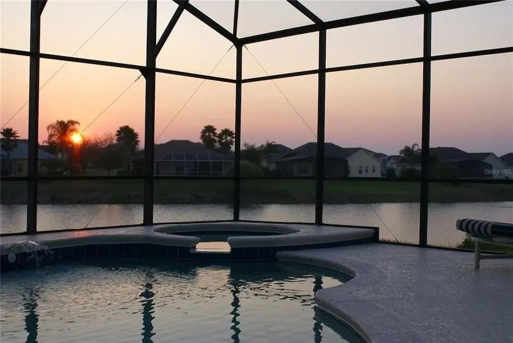 Lake House At Formosa 5 Bedroom Home by RedAwning